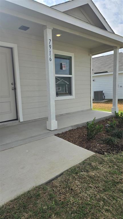 7916 Rutherford Lane McKinney, TX 75071 - Photo 3 of 18 Gallery Image 3
