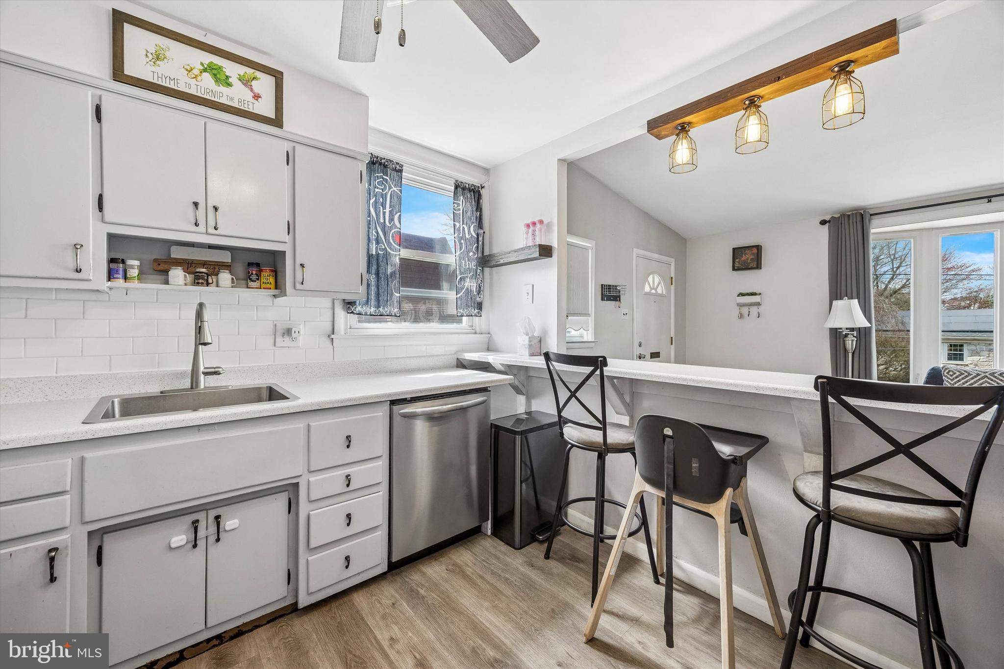 7613 Fillmore Street Philadelphia, PA 19111 - Photo 9 of 23