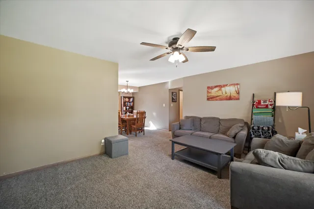 $345,000 | N87W18225 Queensway Street, Menomonee Falls, WI 53051