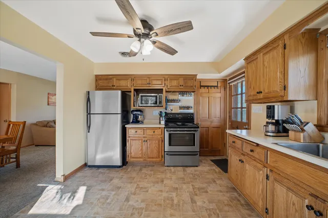 $345,000 | N87W18225 Queensway Street, Menomonee Falls, WI 53051