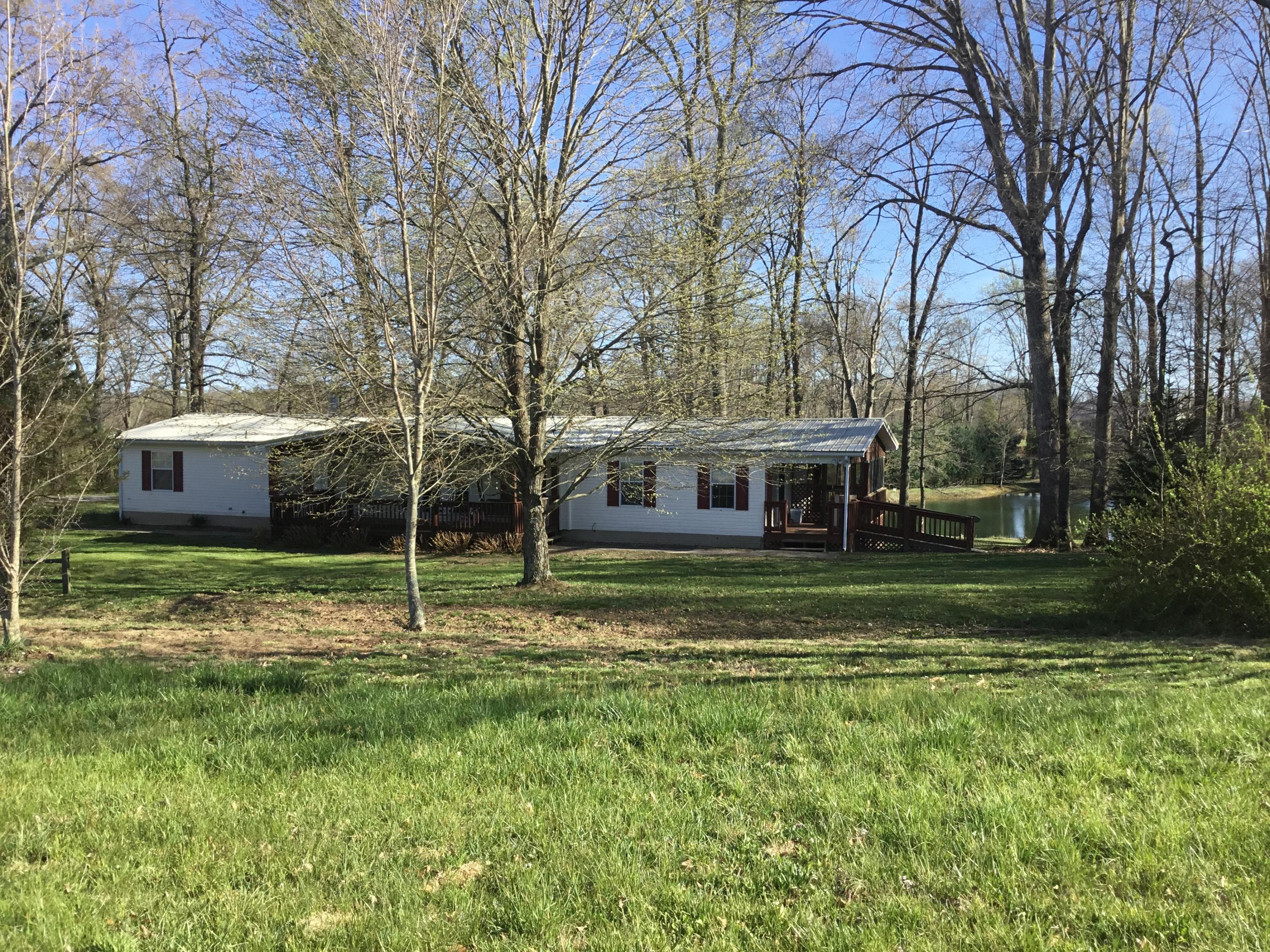 328 Farahs Way Science Hill, KY 42553 - Photo 7 of 83 IMG_1768