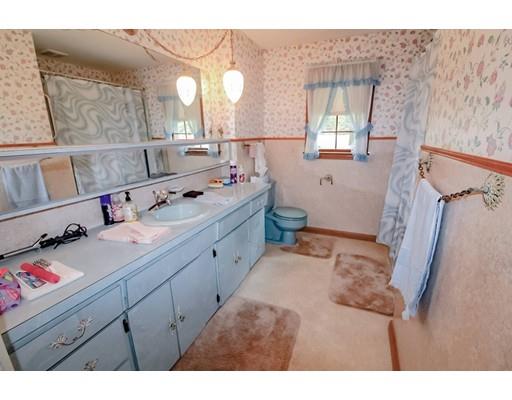 63 Carroll Road Grafton, MA 01536 - Photo 15 of 37 Gallery Image 15