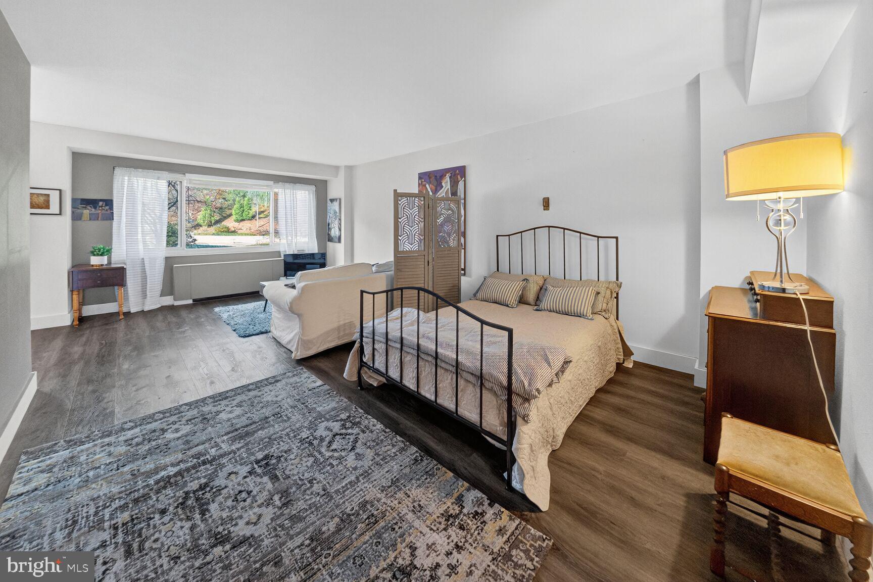 4201 Cathedral Avenue Northwest, Unit 218E Washington, DC 20016 - Photo 3 of 28 Elegant Studio