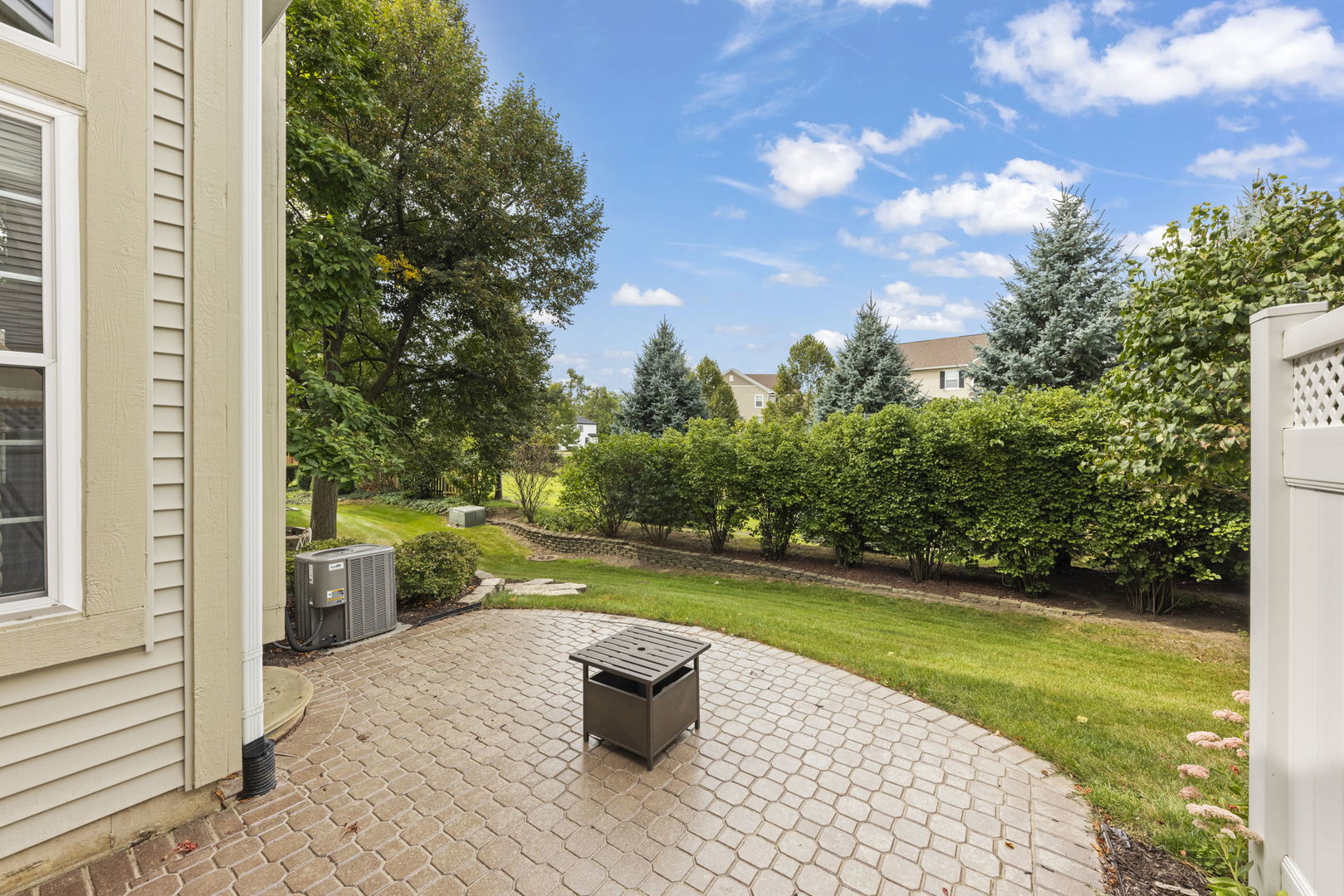 320 Cimarron Road East Lombard, IL 60148 - Photo 21 of 36 Gallery Image 21
