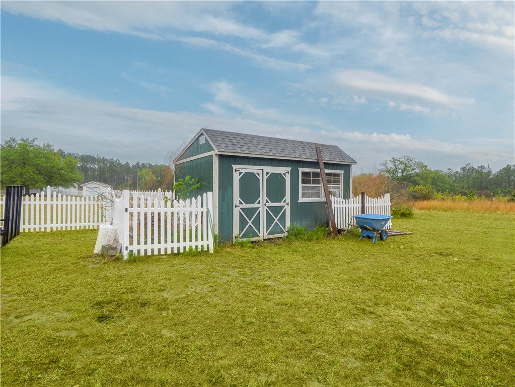 202 Chesser Lane Folkston, GA 31537 - Photo 57 of 76 Shed