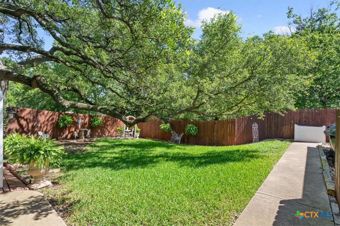 200 Carriage House Road Salado, TX 76571 - Photo 36 of 43