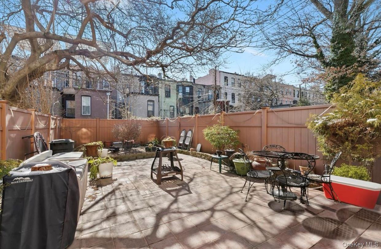 688 Putnam Avenue Brooklyn, NY 11221 - Photo 4 of 4