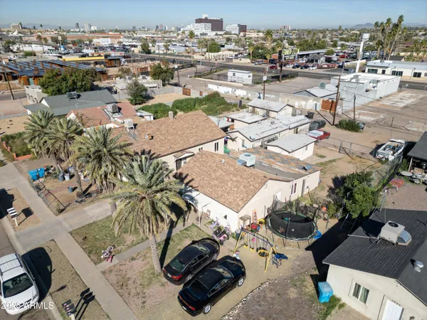$1,040,000 | 2916 East Monroe Street, Phoenix, AZ 85034