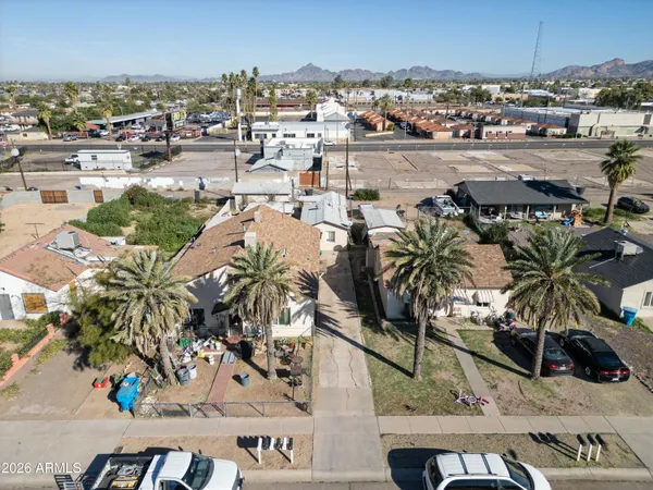$1,040,000 | 2916 East Monroe Street, Phoenix, AZ 85034