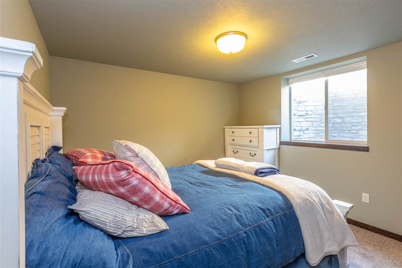 13211 North Addison Street Spokane, WA 99208 - Photo 17 of 22