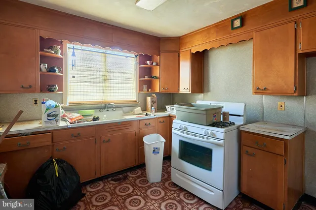 $129,900 | 434 South 6th Street, Reading, PA 19602