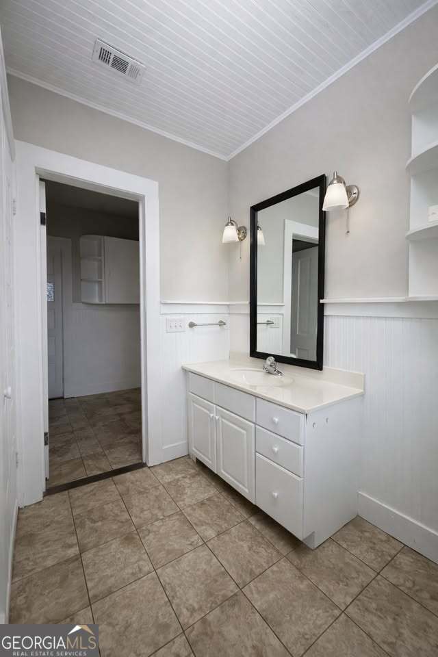 392 South Cherokee Road Social Circle, GA 30025 - Photo 8 of 17