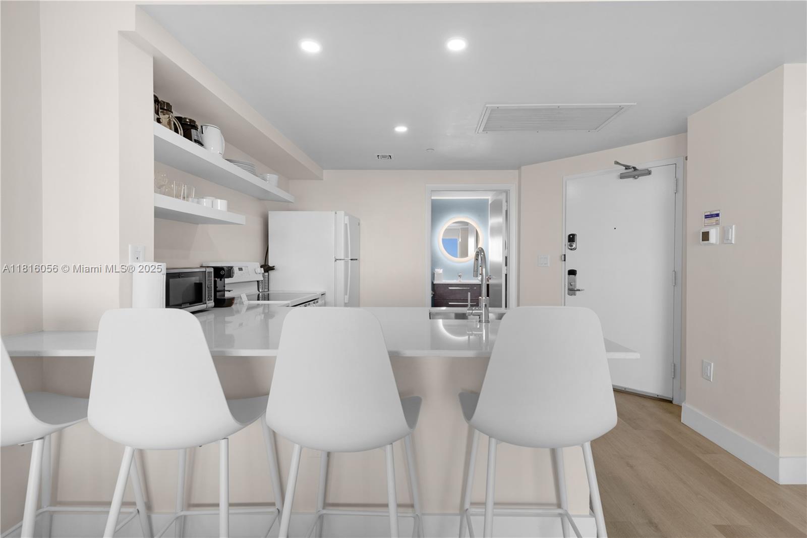 2889 McFarlane Road, Unit 1504 Miami, FL 33133 - Photo 11 of 27 Gallery Image 11