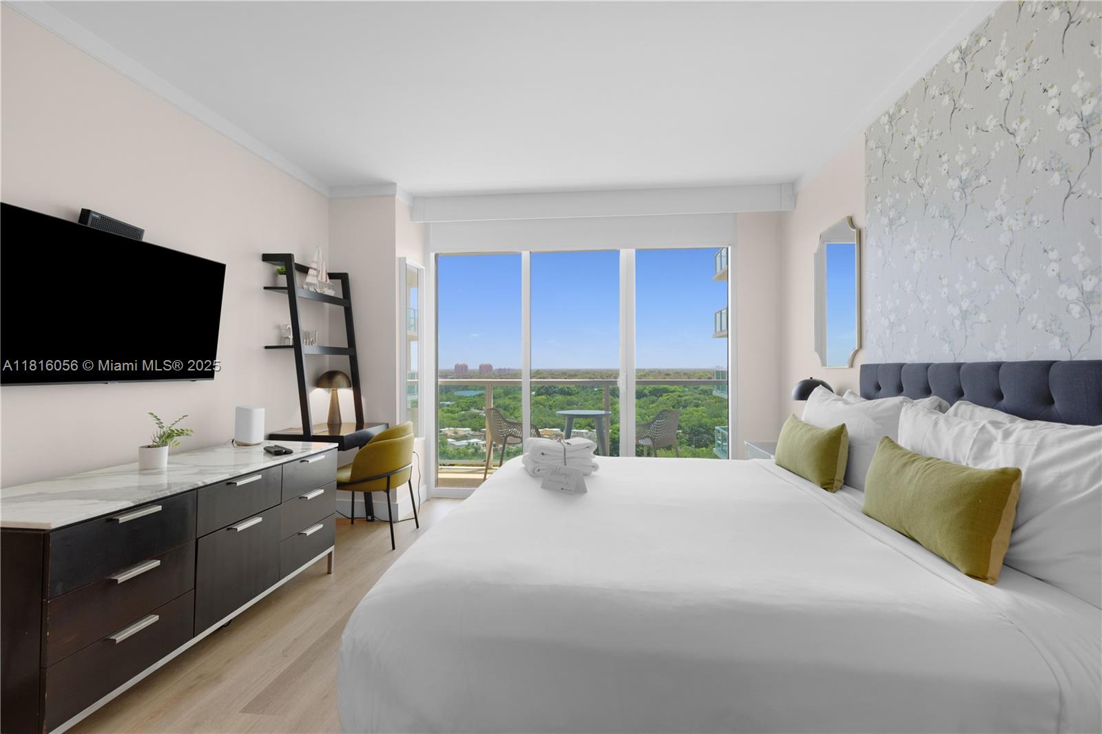 2889 McFarlane Road, Unit 1504 Miami, FL 33133 - Photo 13 of 27 Gallery Image 13