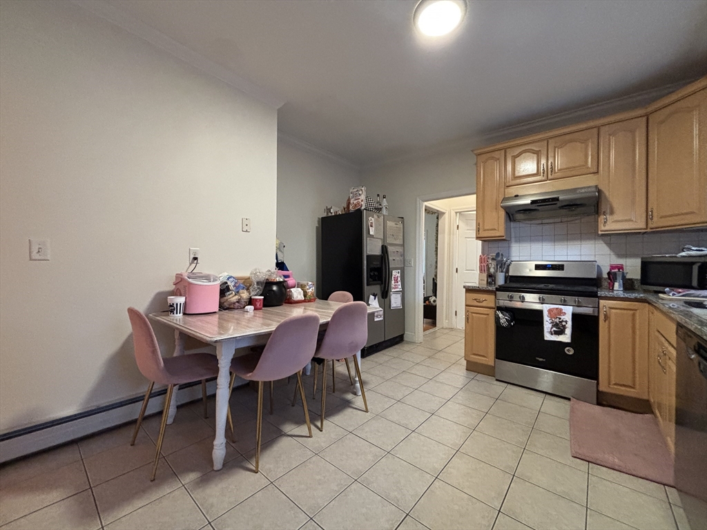 20 Darling Street, Unit 2 Boston, MA 02120 - Photo 2 of 9