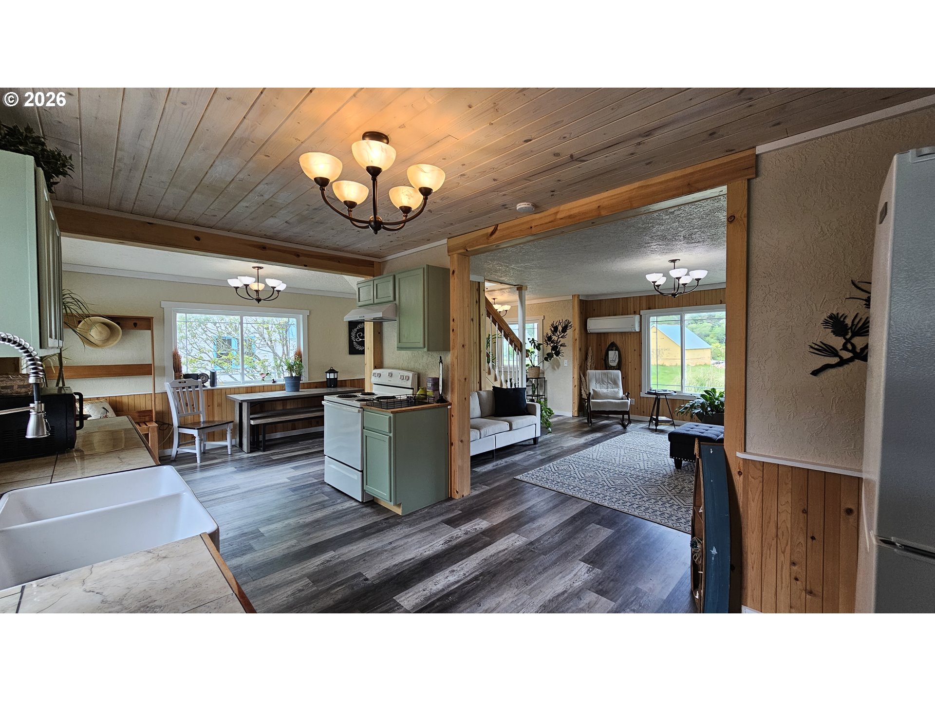 64181 Watsonville Road Coos Bay, OR 97420 - Photo 9 of 48