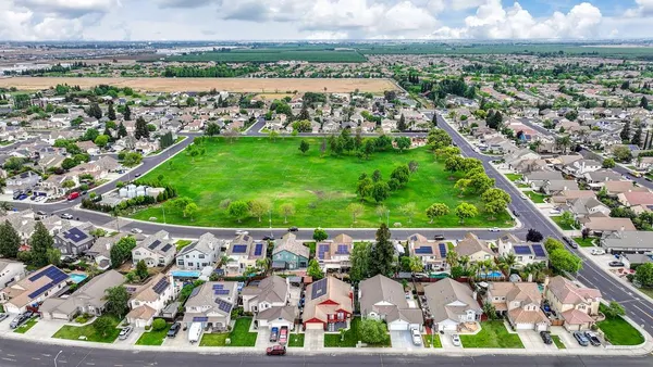 $740,000 | 1922 Northgate Drive, Manteca, CA 95336