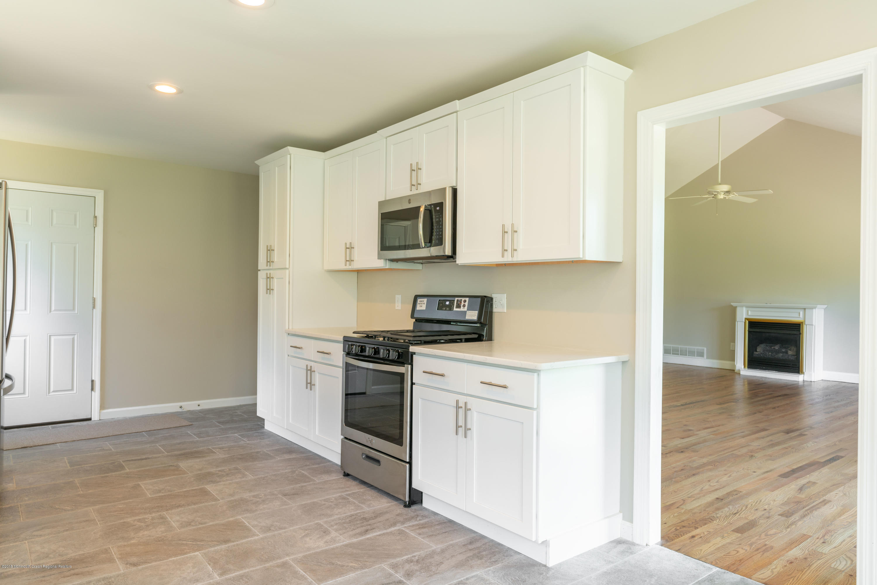120 Bowline Road Manahawkin, NJ 08050 - Photo 13 of 25 DSC05104