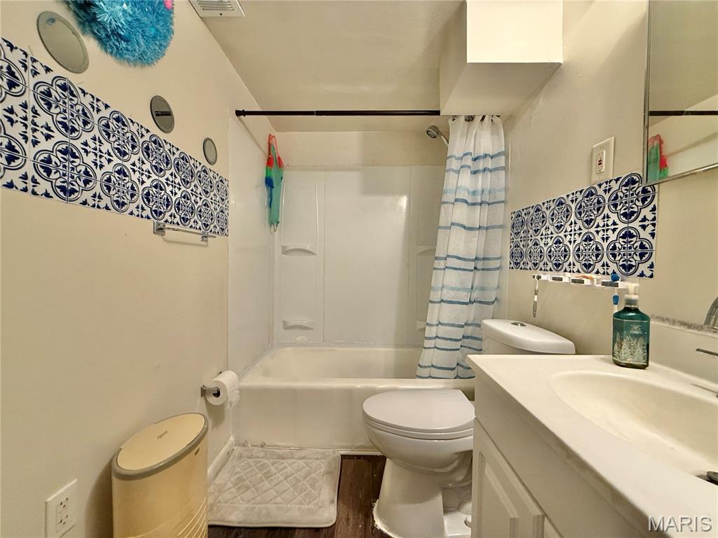 130 Ruth Drive Florissant, MO 63031 - Photo 22 of 26