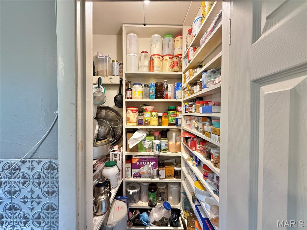 130 Ruth Drive Florissant, MO 63031 - Photo 6 of 26