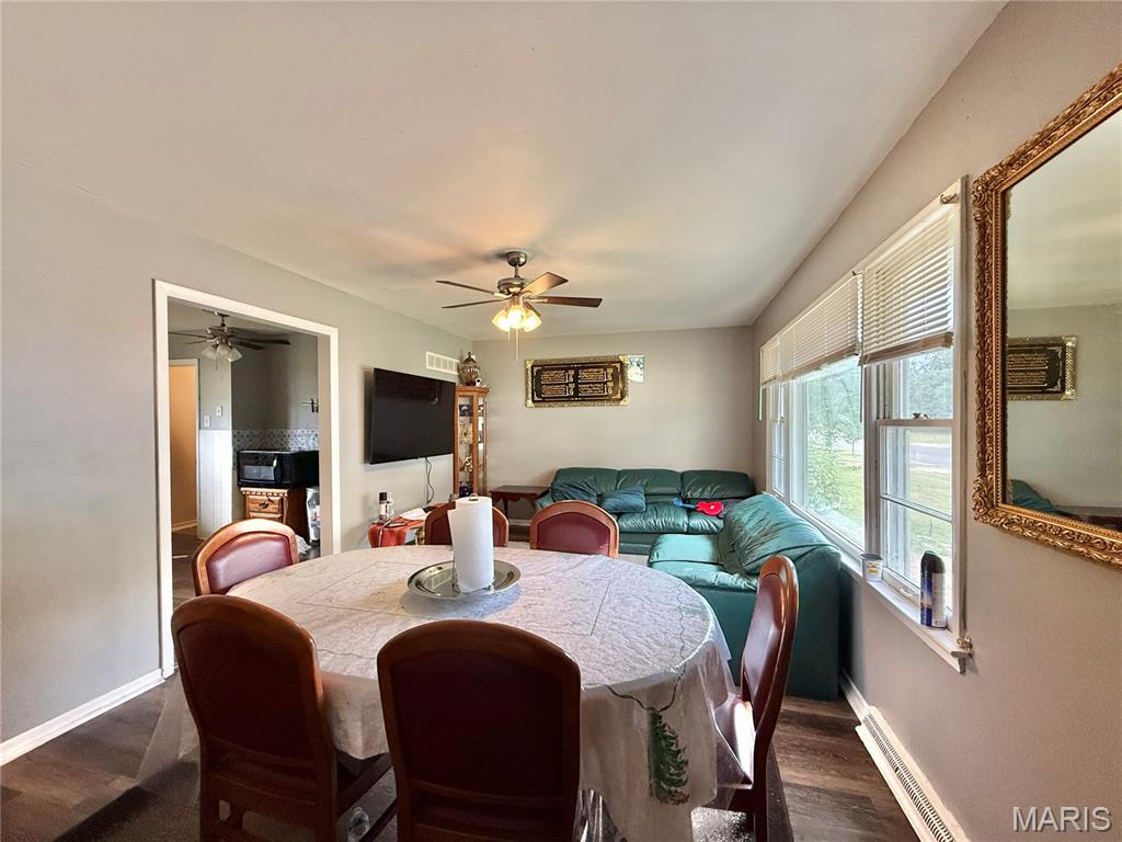 130 Ruth Drive Florissant, MO 63031 - Photo 7 of 26