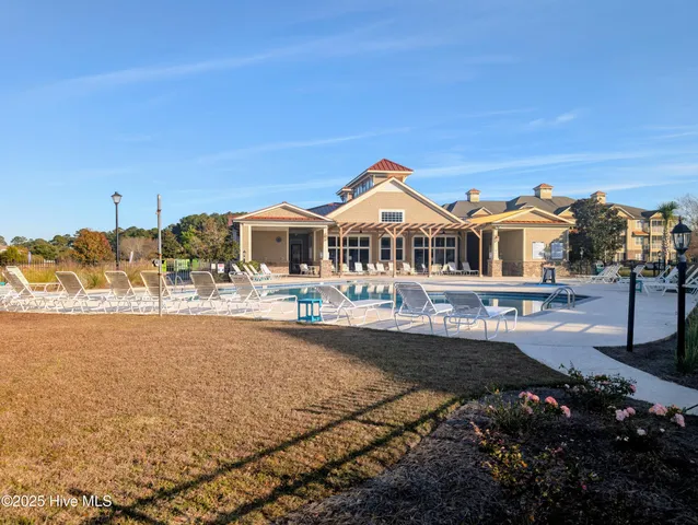 $1,700 | 395 South Crow Creek Drive, Unit 1717, Calabash, NC 28467