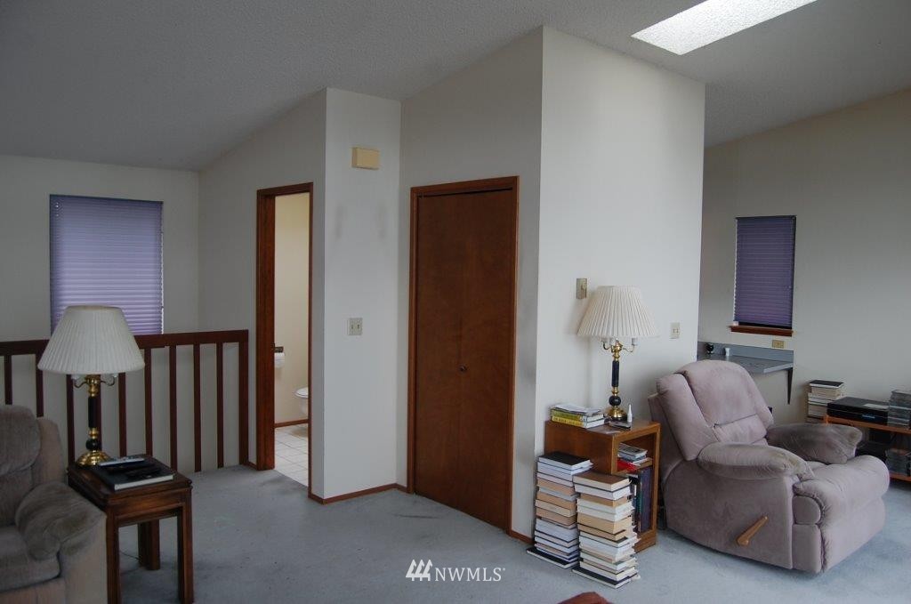 8047 Zangle Road Northeast Olympia, WA 98506 - Photo 14 of 23 Gallery Image 14