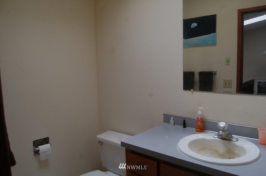 8047 Zangle Road Northeast Olympia, WA 98506 - Photo 20 of 23 Gallery Image 20
