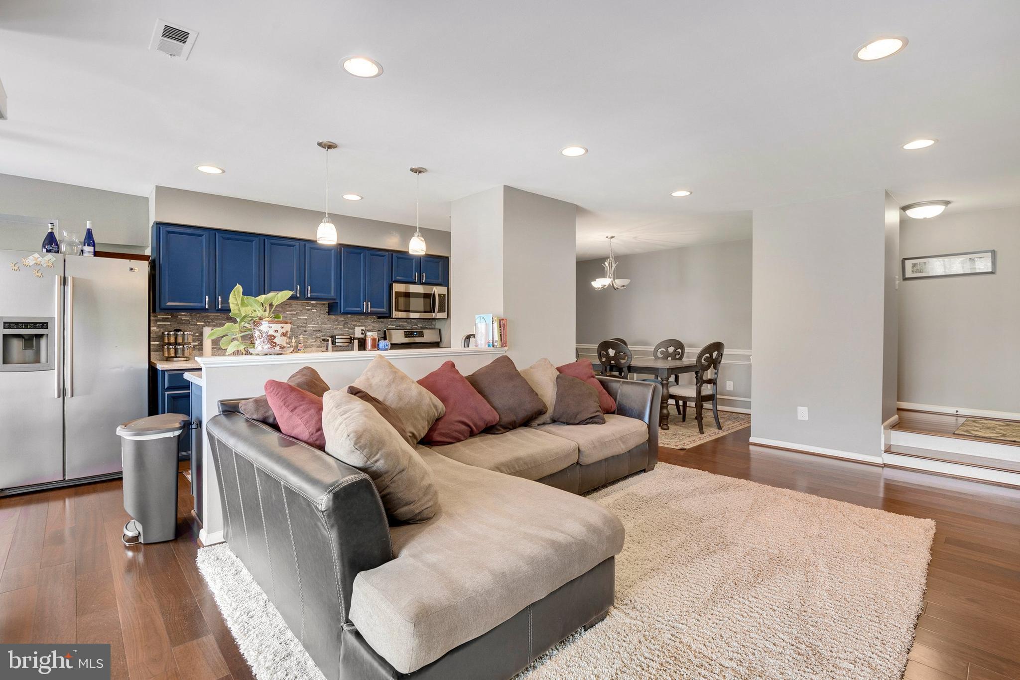 11216 Chestnut Grove Square, Unit 217 Reston, VA 20190 - Photo 3 of 31 Gallery Image 3