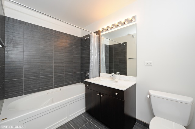 235 West Van Buren Street, Unit 3008 Chicago, IL 60607 - Photo 10 of 20
