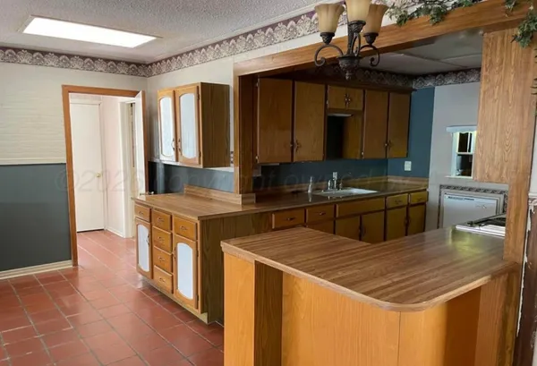 $2,250 | 1611 Parker Street, Amarillo, TX 79102