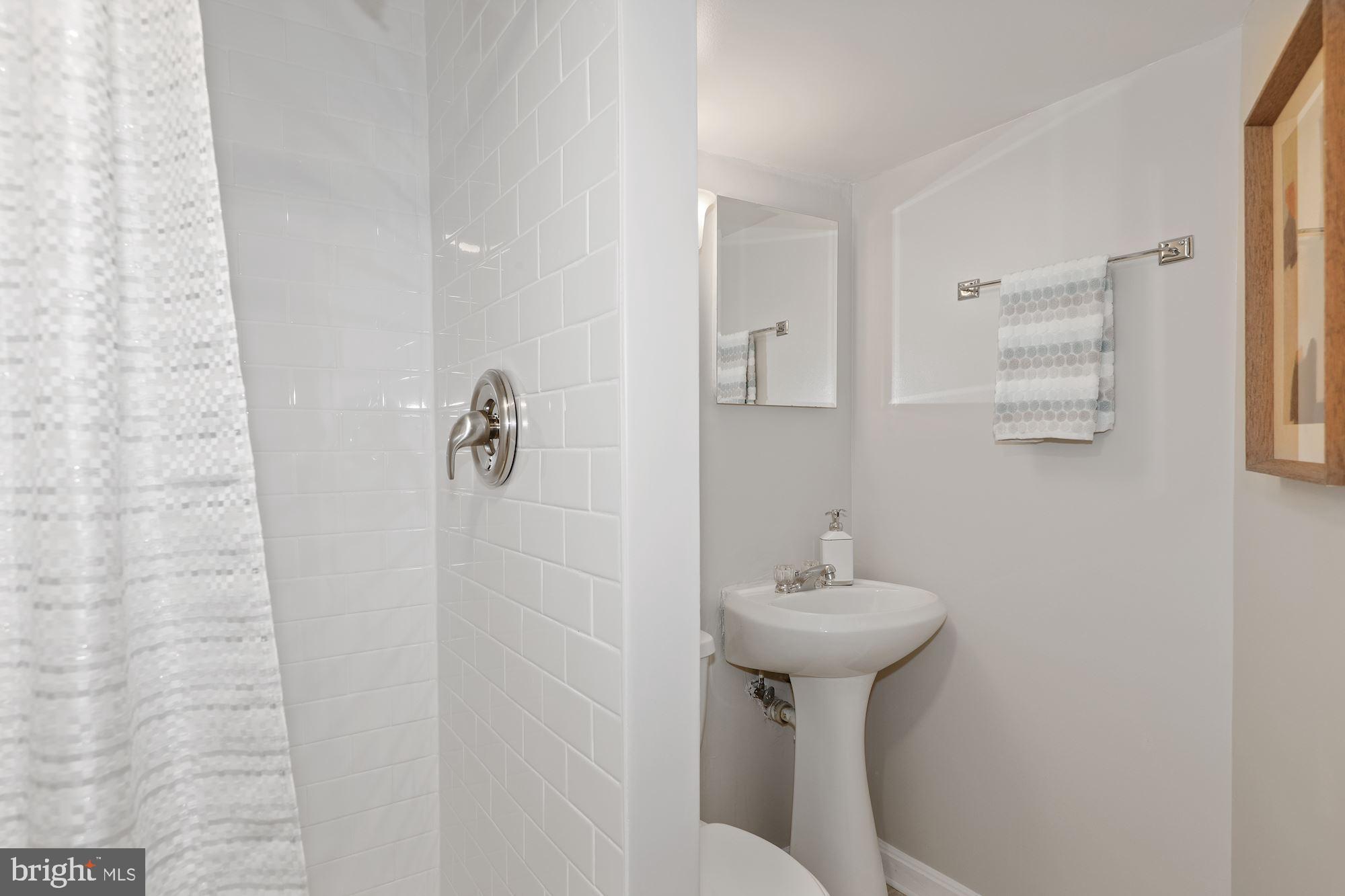 2103 Windham Place Silver Spring, MD 20902 - Photo 27 of 31 Basement full bathroom