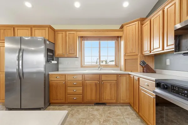 $320,000 | 1221 Patricia Court, Marshall, MN 56258