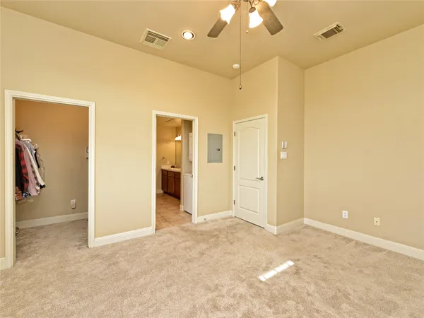 $1,895 | 1908 Kahala Sunset Drive, Unit H, Spicewood, TX 78669