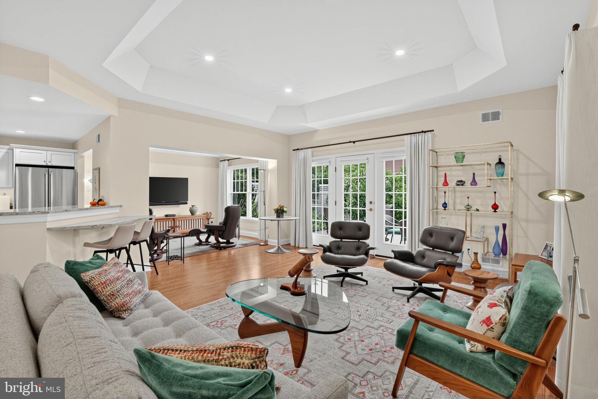 38 Hedge Row Road Princeton, NJ 08540 - Photo 9 of 25 Living Room