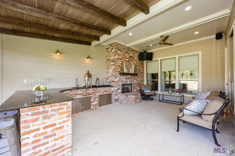 $360,000 | 9535 Magnolia Crossing Drive, Greenwell Springs, LA 70739