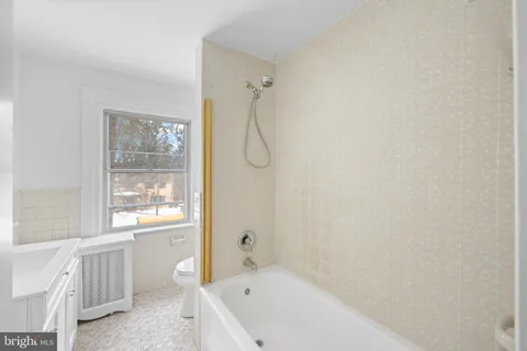 $649,000 | 412 North Rolling Road, Springfield, PA 19064