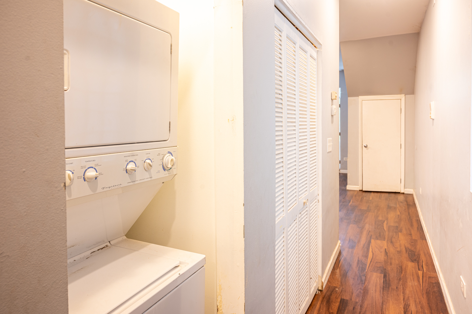 7652 South Colfax Avenue Chicago, IL 60649 - Photo 11 of 11 a bathroom with a sink and toilet
