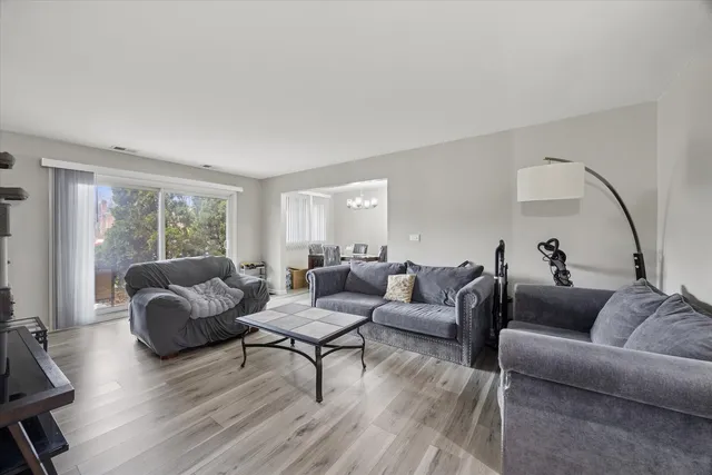 $234,900 | 2650 Brookwood Way Drive, Unit 108, Rolling Meadows, IL 60008