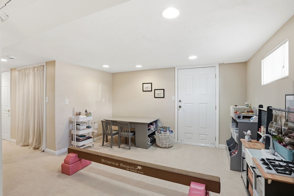 2 Irena Road Boston, MA 02124 - Photo 22 of 32 Gallery Image 22
