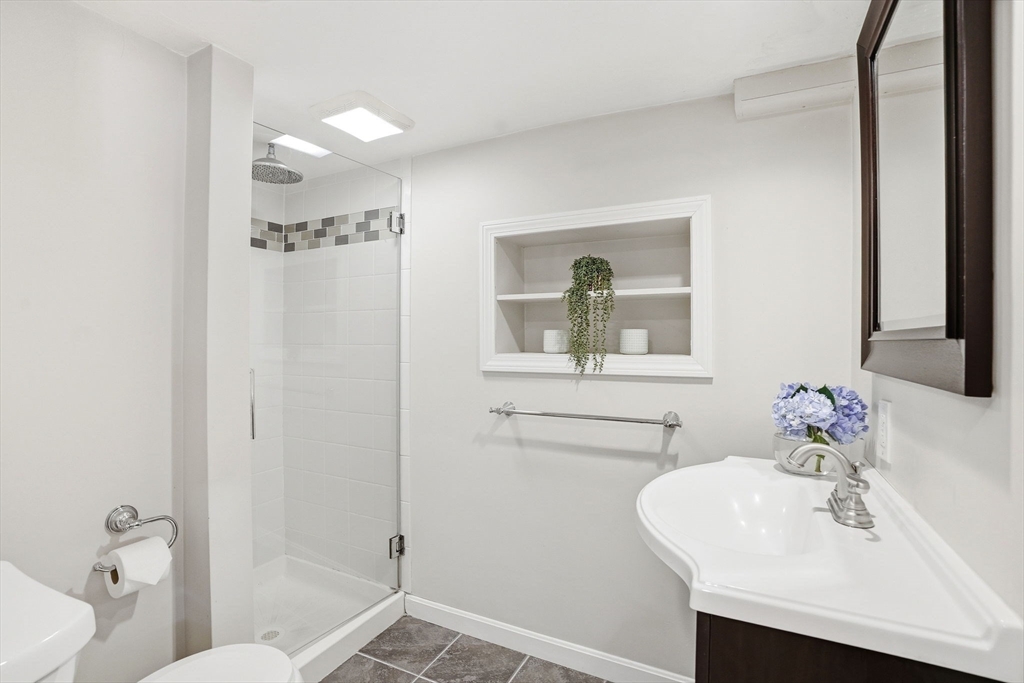 2 Irena Road Boston, MA 02124 - Photo 23 of 32 Gallery Image 23