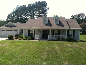 1052 Wahoo Valley Road Kingsport, TN 37663 - Photo 1 of 20 BEAUTIFUL ONE LEVEL