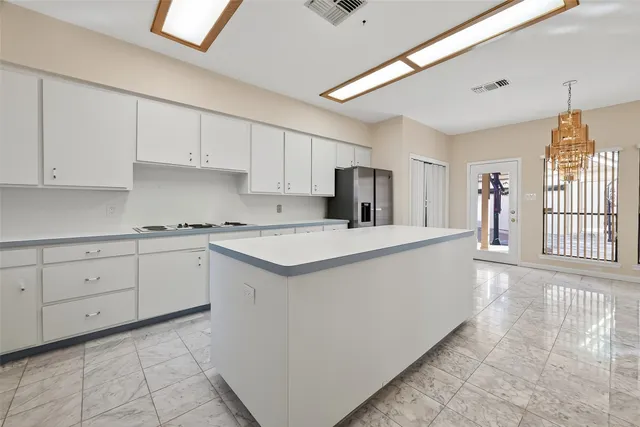 $599,000 | 1698 Creekside Drive, Sugar Land, TX 77478