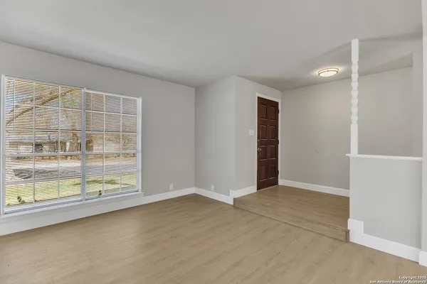 $1,975 | 4214 Flint Hill Street, San Antonio, TX 78230