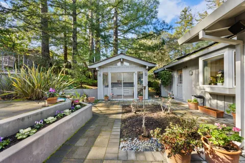 $4,350,000 | 915 Link Road, Hillsborough, CA 94010