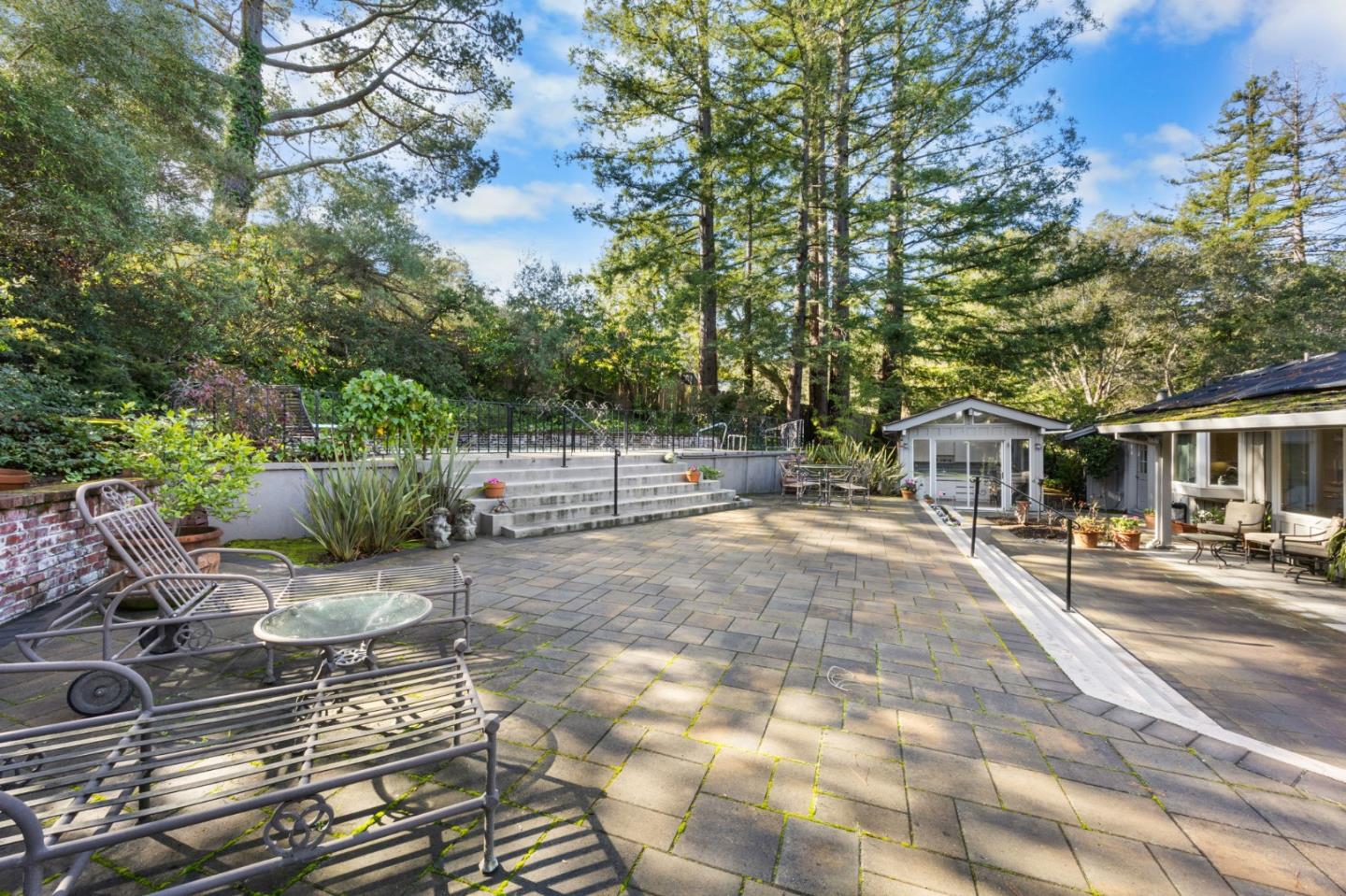 915 Link Road Hillsborough, CA 94010 - Photo 20 of 21