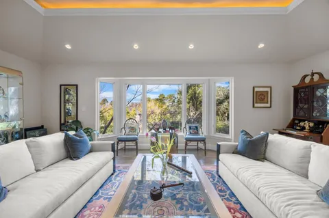 $4,350,000 | 915 Link Road, Hillsborough, CA 94010