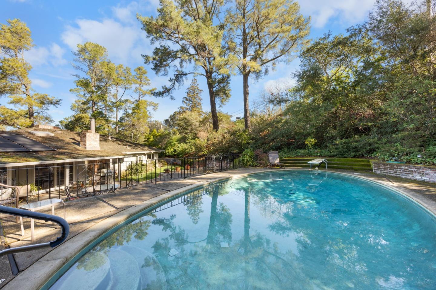 915 Link Road Hillsborough, CA 94010 - Photo 21 of 21