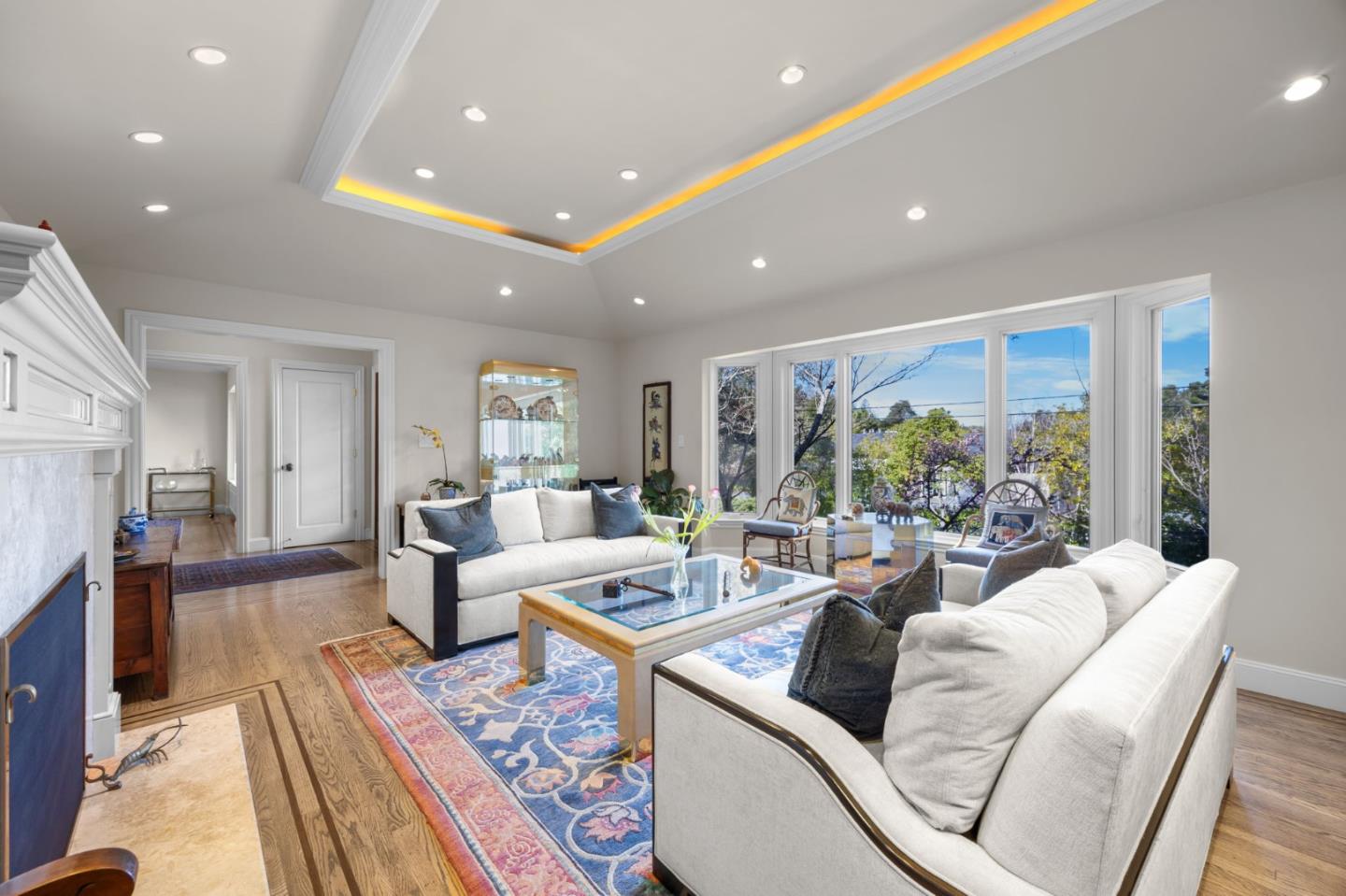 915 Link Road Hillsborough, CA 94010 - Photo 3 of 21