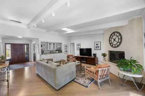 $4,350,000 | 915 Link Road, Hillsborough, CA 94010